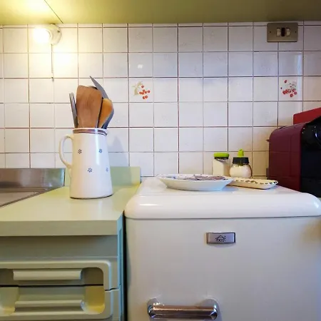 Mansarda A Due Passi Dal Porto Con Parcheggio Privato Apartman Livorno